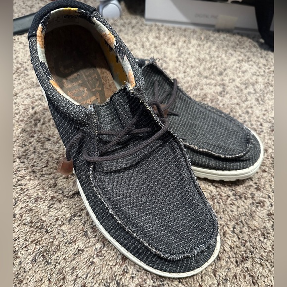 Men’s Hey Dude Wally Knit Charcoal shoes - Picture 2 of 6